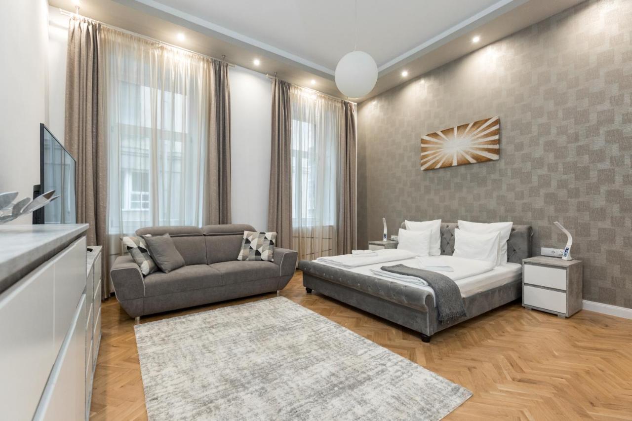 City Center Grand Luxury W 2Br/2Bt Budapest Eksteriør bilde