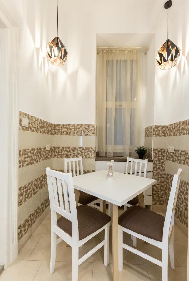 City Center Grand Luxury W 2Br/2Bt Budapest Eksteriør bilde