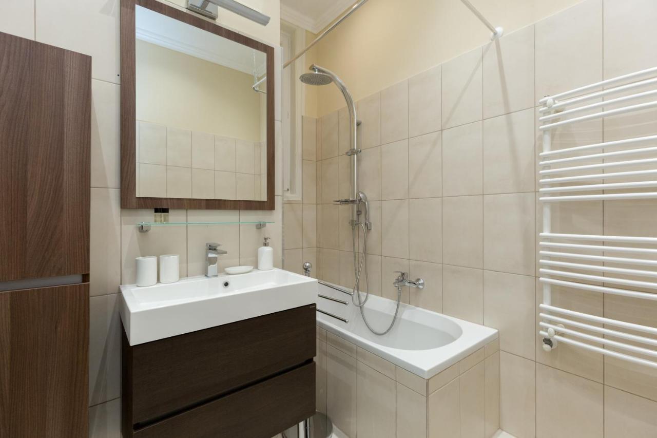 City Center Grand Luxury W 2Br/2Bt Budapest Eksteriør bilde